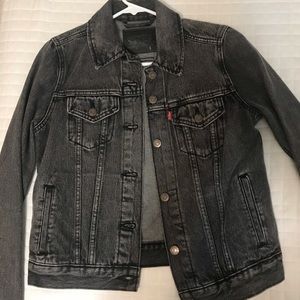 Black Levi’s Jean Jacket - Small